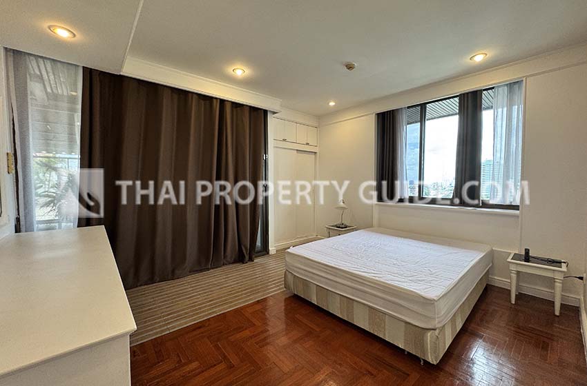 Apartment in Phaholyothin 